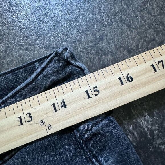 Good Threads Women's Whiskering Frayed Hem Jeans Black Size Large / 30 - Picture 9 of 14